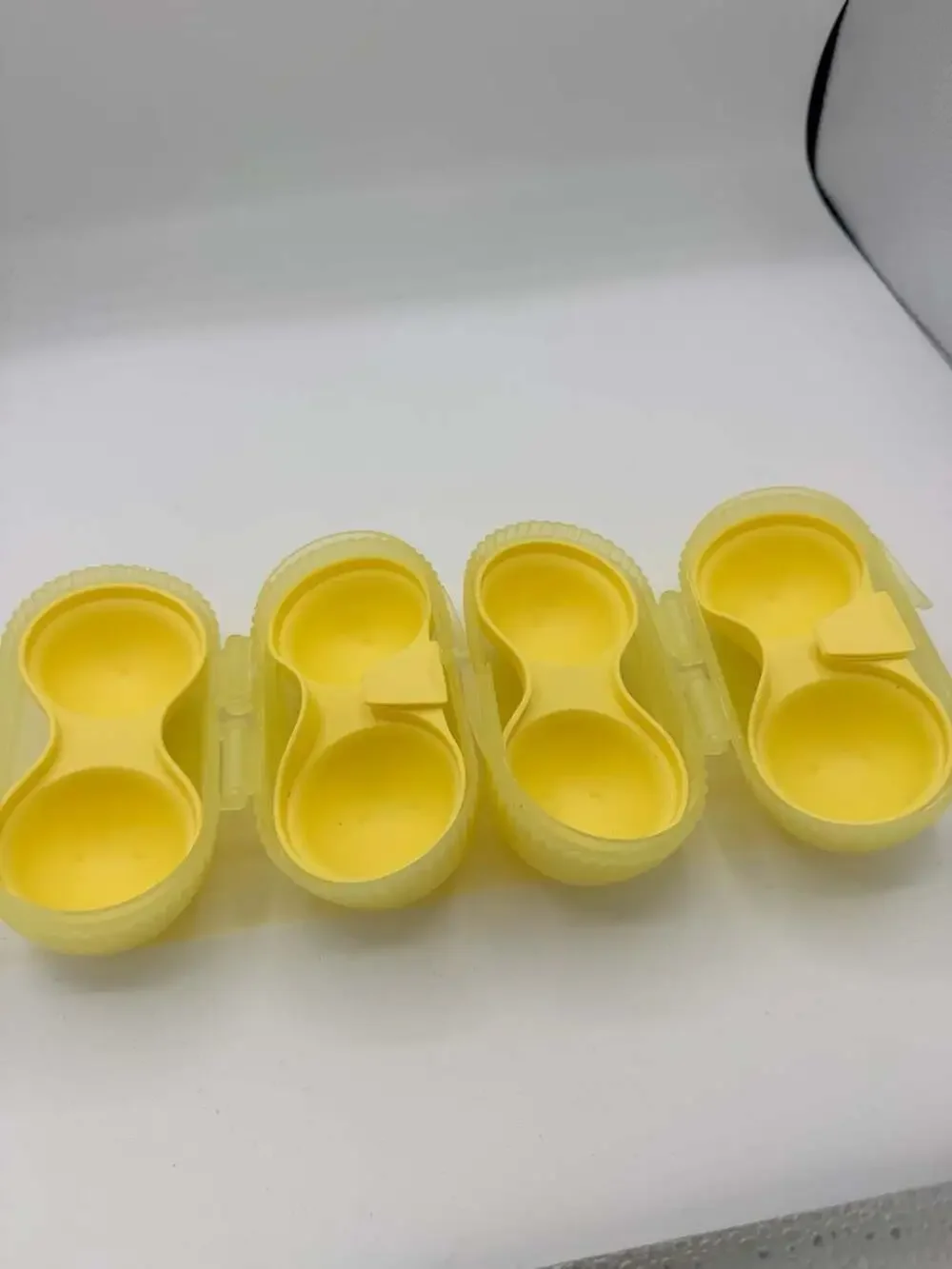 Tupperware 2-Egg Holder Carrier with Built-in Salt Shaker, Yellow